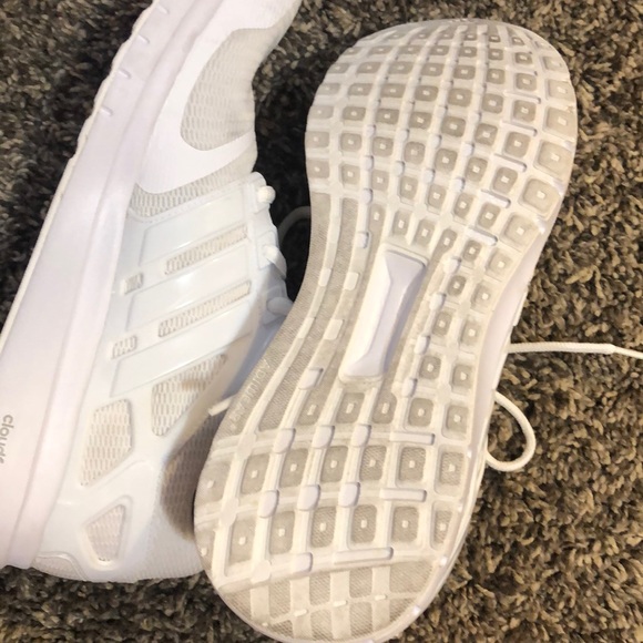 white adidas - Picture 4 of 6